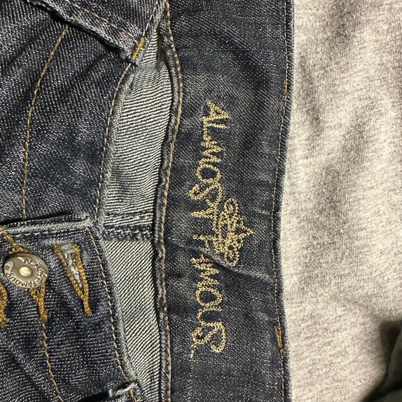 Almost Famous Jeans - Picture 3 of 3